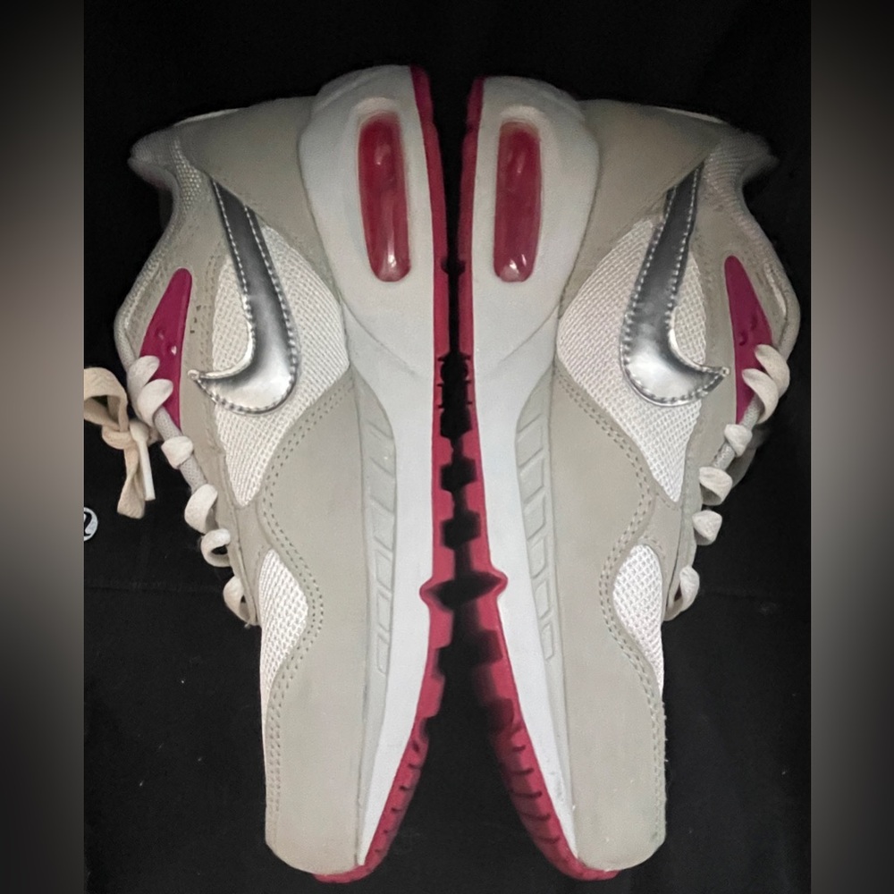 Nike Women's Gray and Pink Sneakers